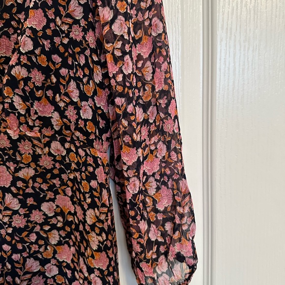 MNG Boho size 4, maxi dress with 3/4 sleeves. - Picture 2 of 4